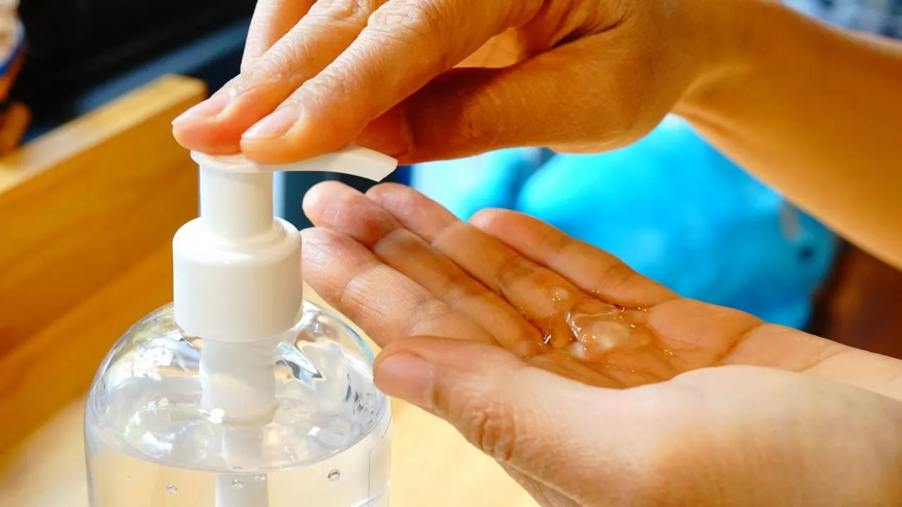 noticias cadiz gel hidroalcoholico.jpg noticias cadiz gel hidroalcoholico.jpg