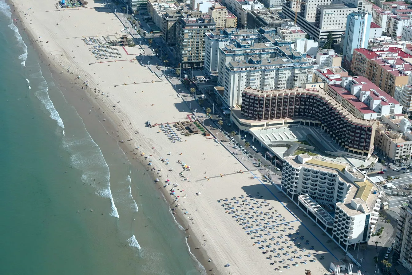 noticias cadiz playa victoria_6.jpg noticias cadiz playa victoria_6.jpg
