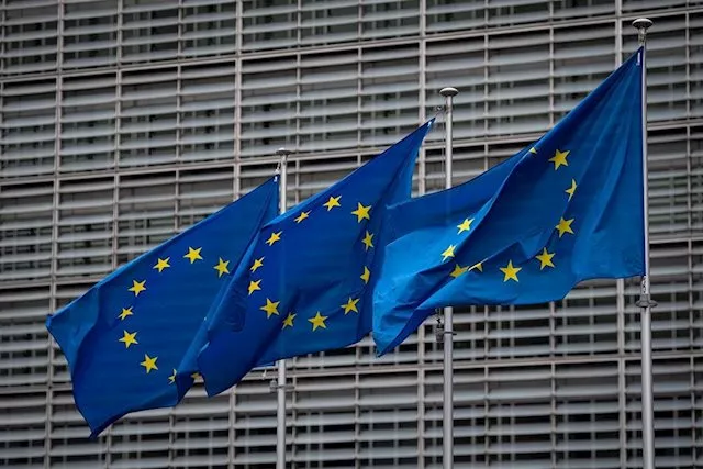 europa.jpg europa.jpg