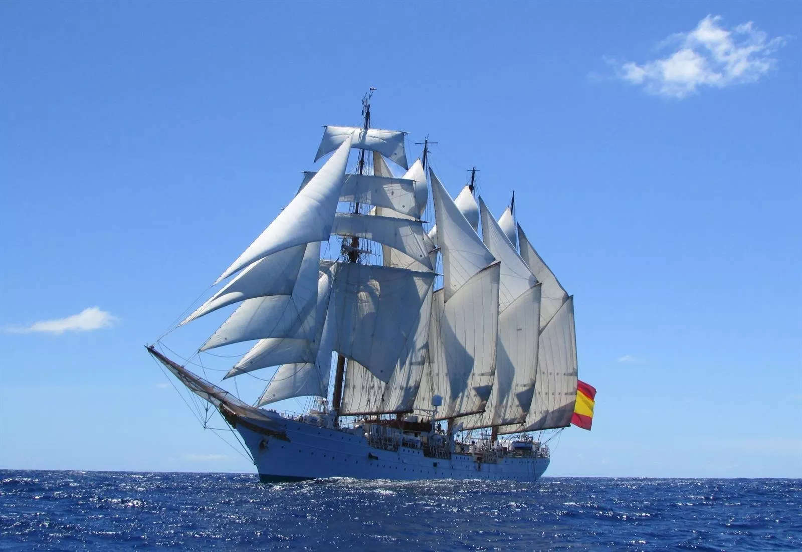 noticias cadiz elcano_21.jpg