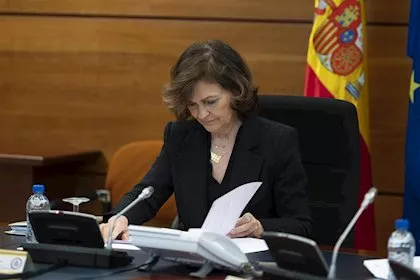 carmen calvo.jpg