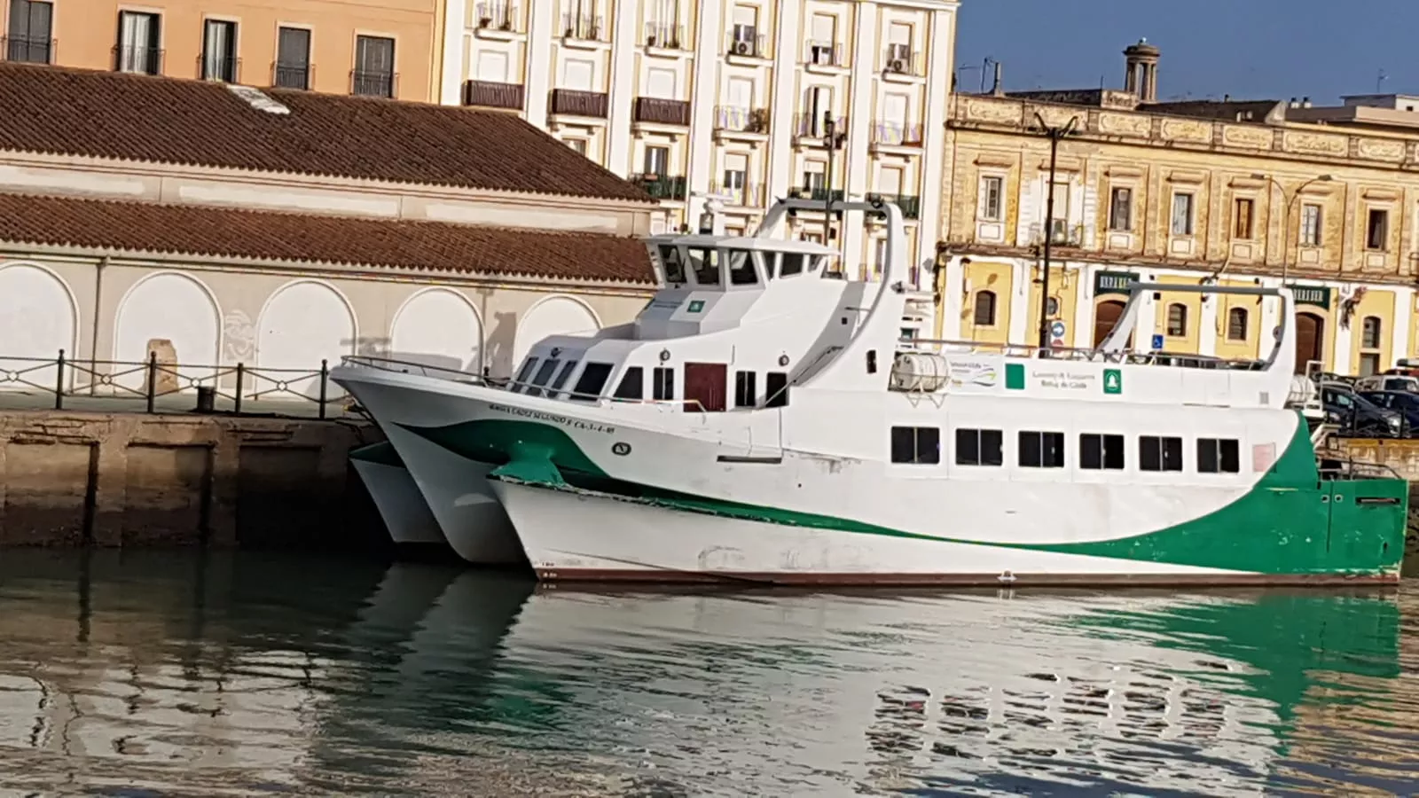 Catamarán.jpg Catamarán.jpg
