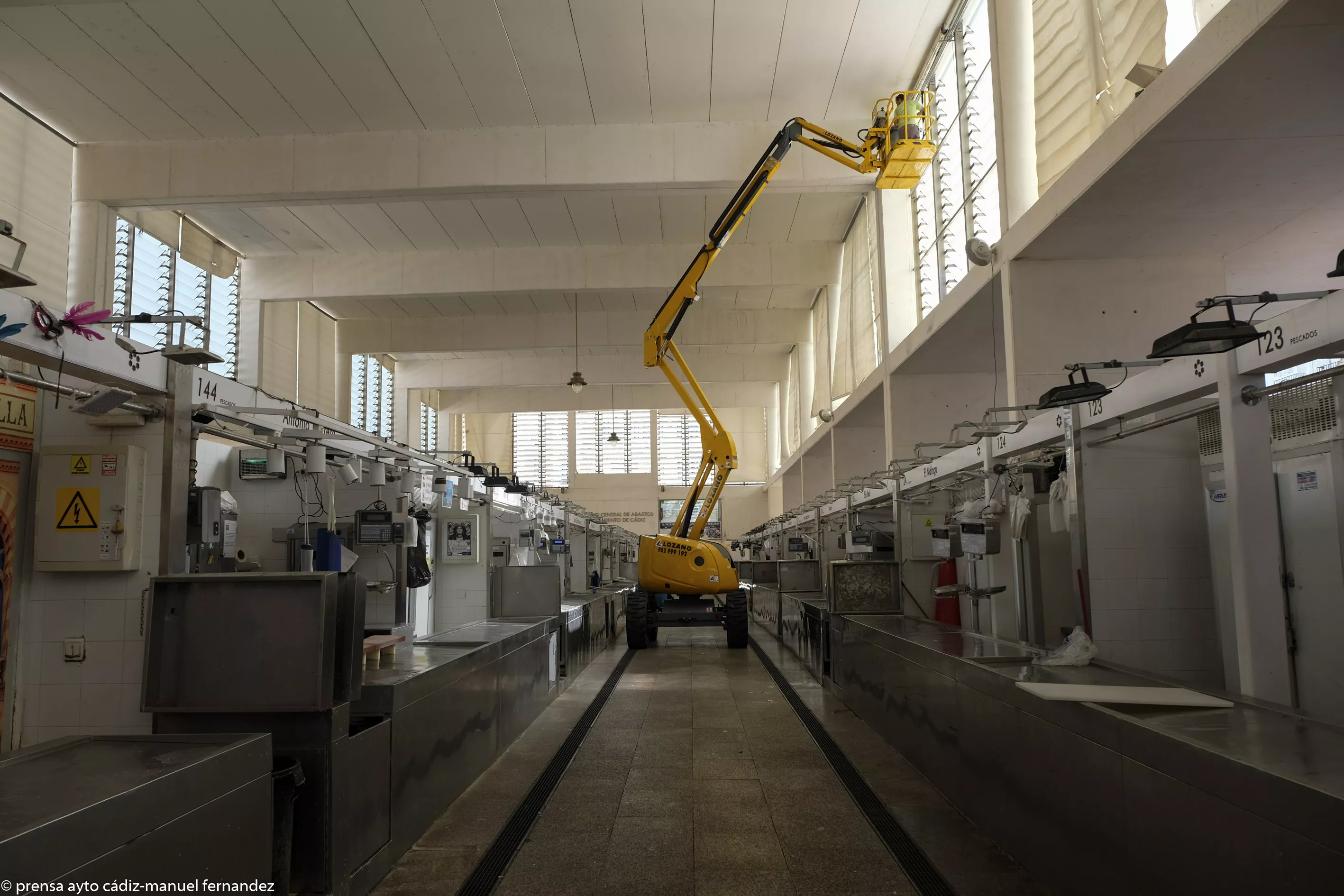 Obra interior Mercado Central de Abastos.jpg