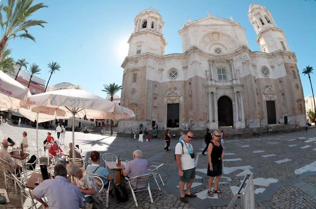 noticias cadiz turistas2_1_0.jpg noticias cadiz turistas2_1_0.jpg