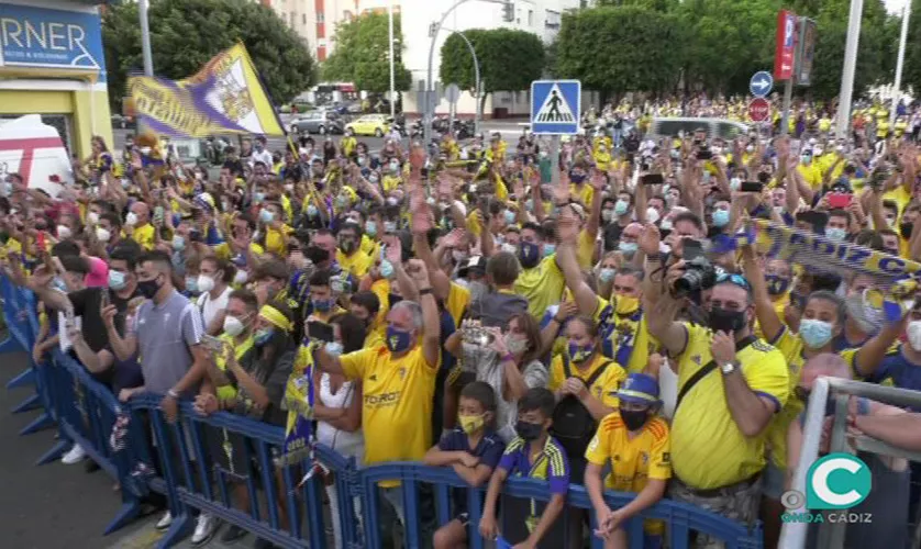 A. FOTO CONCENTRACIONES CADIZ CF.jpg