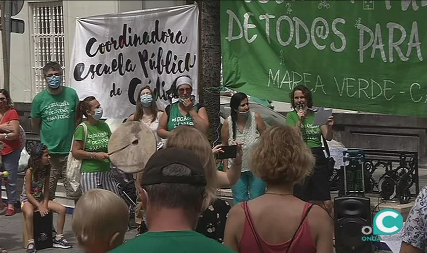 A. FOTO MOVILIZACIONES EDUCACION.jpg A. FOTO MOVILIZACIONES EDUCACION.jpg