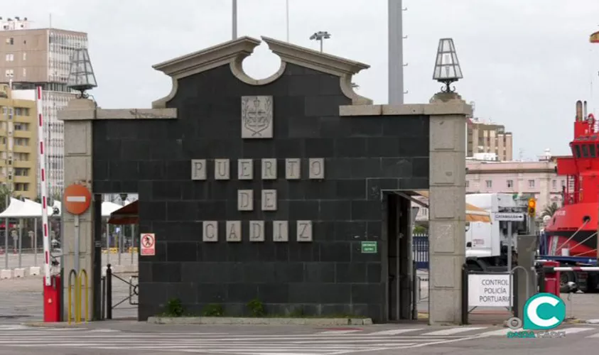 FOTO PUERTO DE CADIZ.jpg FOTO PUERTO DE CADIZ.jpg