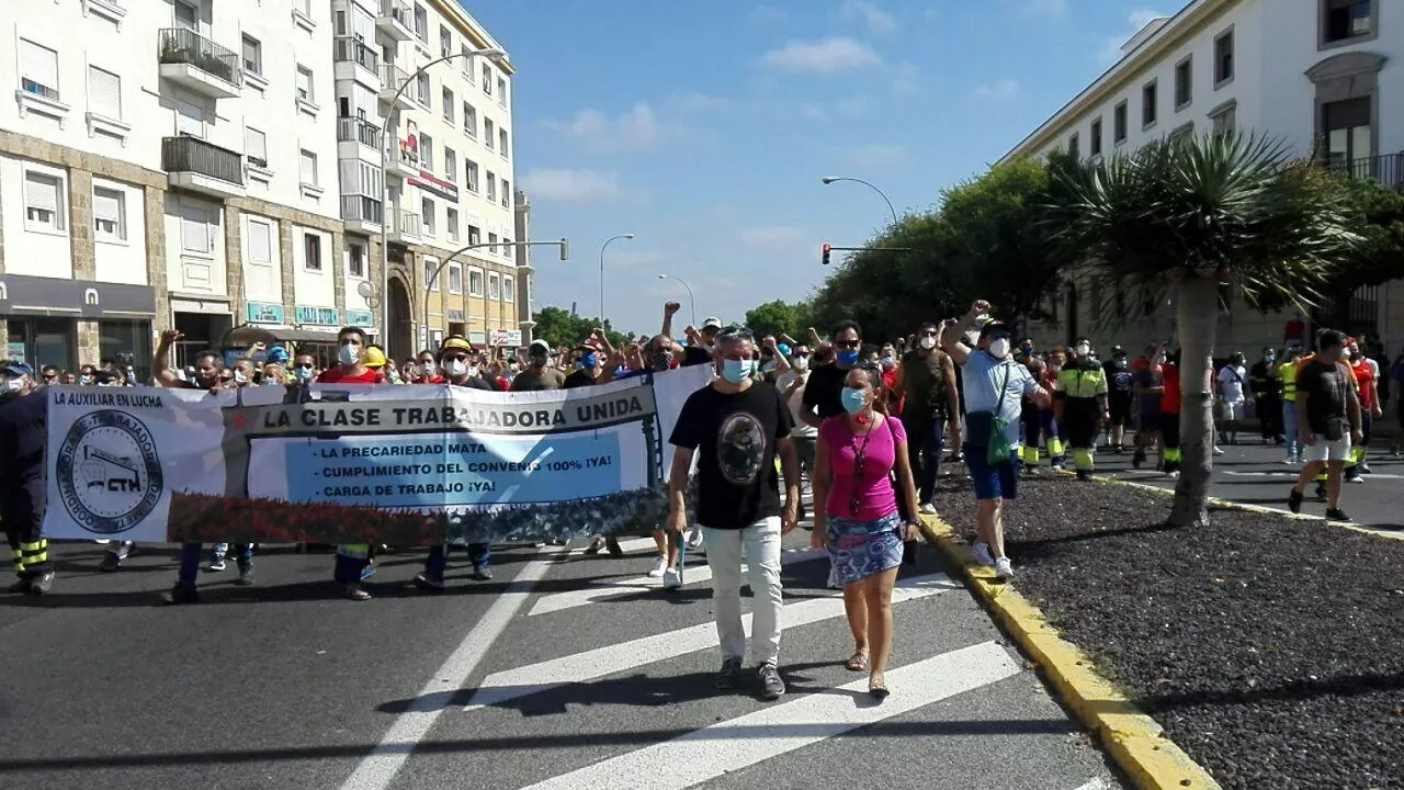 adelante cadiz manifestacion navantia.jpg adelante cadiz manifestacion navantia.jpg
