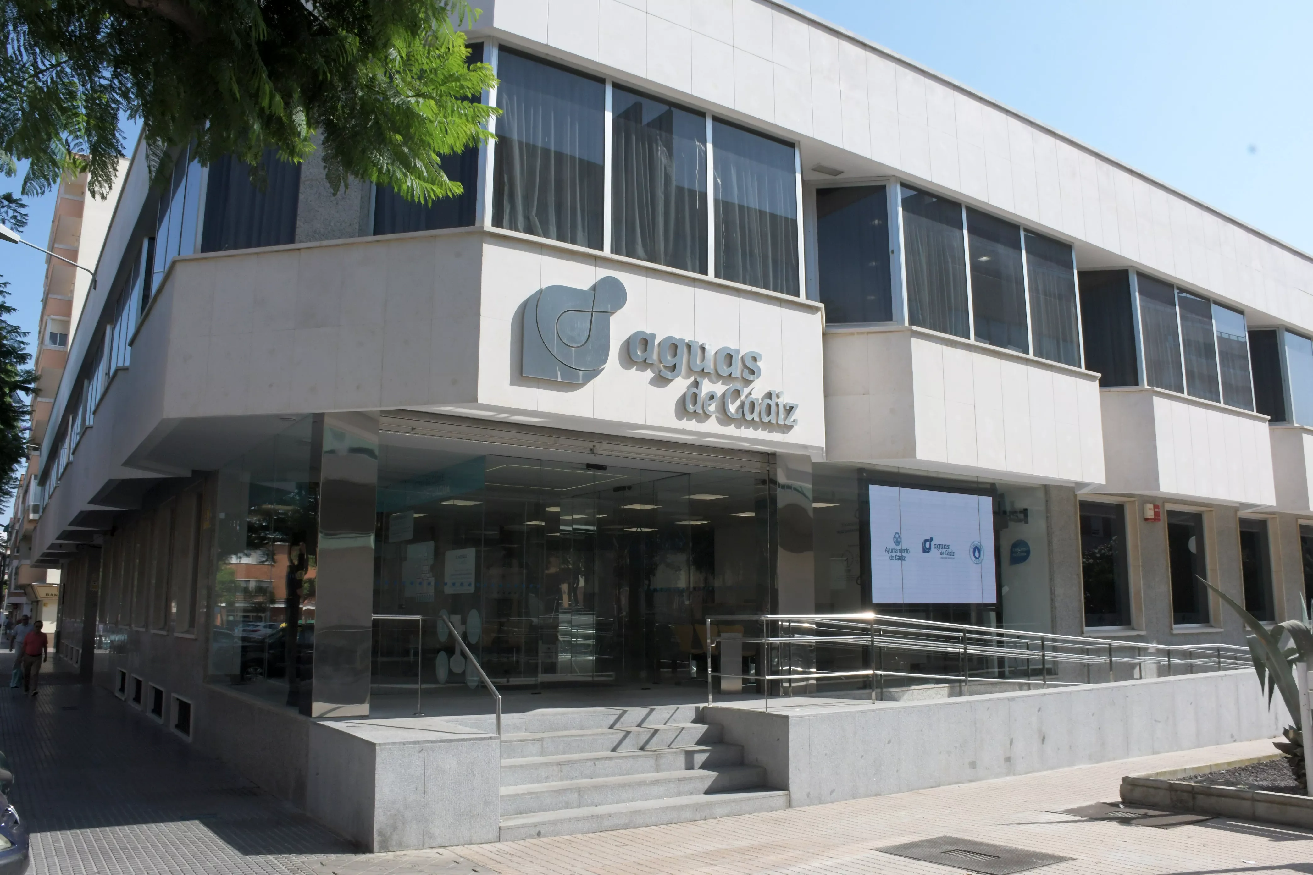 aguas de cadiz_2.jpg aguas de cadiz_2.jpg