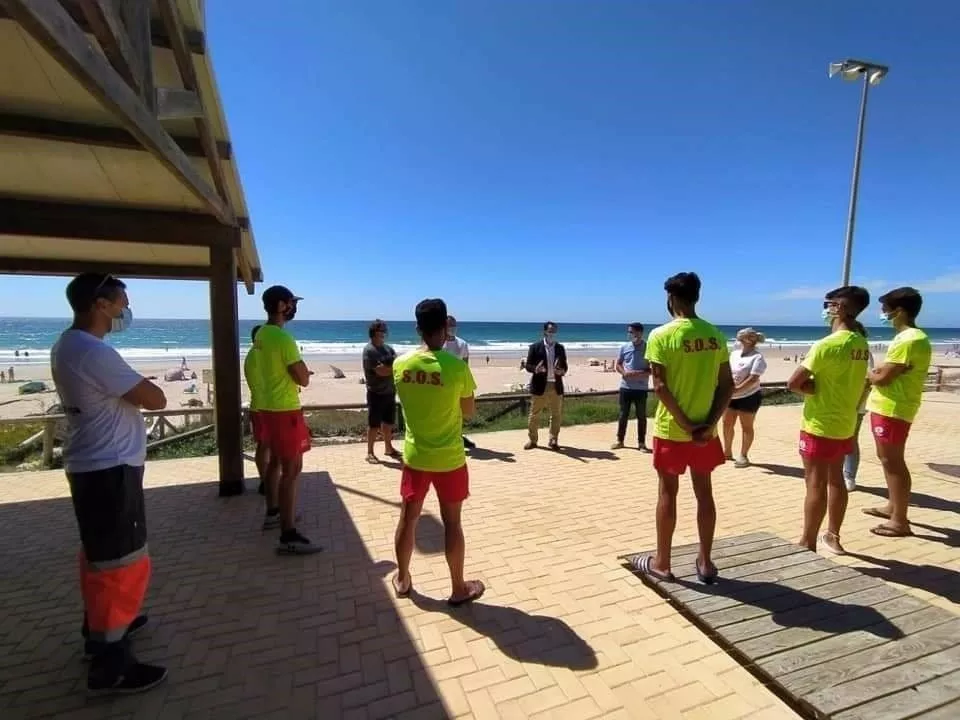 La nuenva plantilla del servicio de playa de El Palmar el palmar_0.jpg