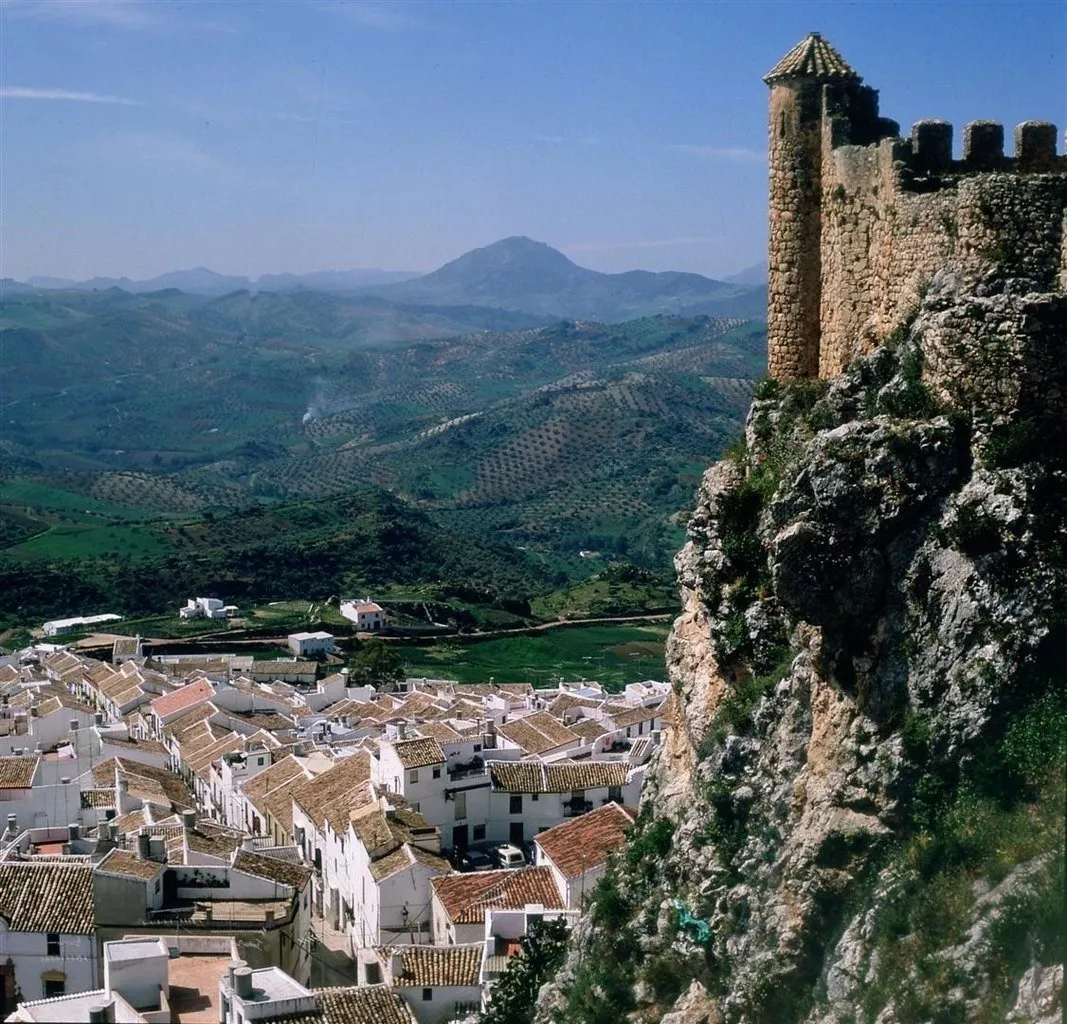 Olvera olvera_1.jpg