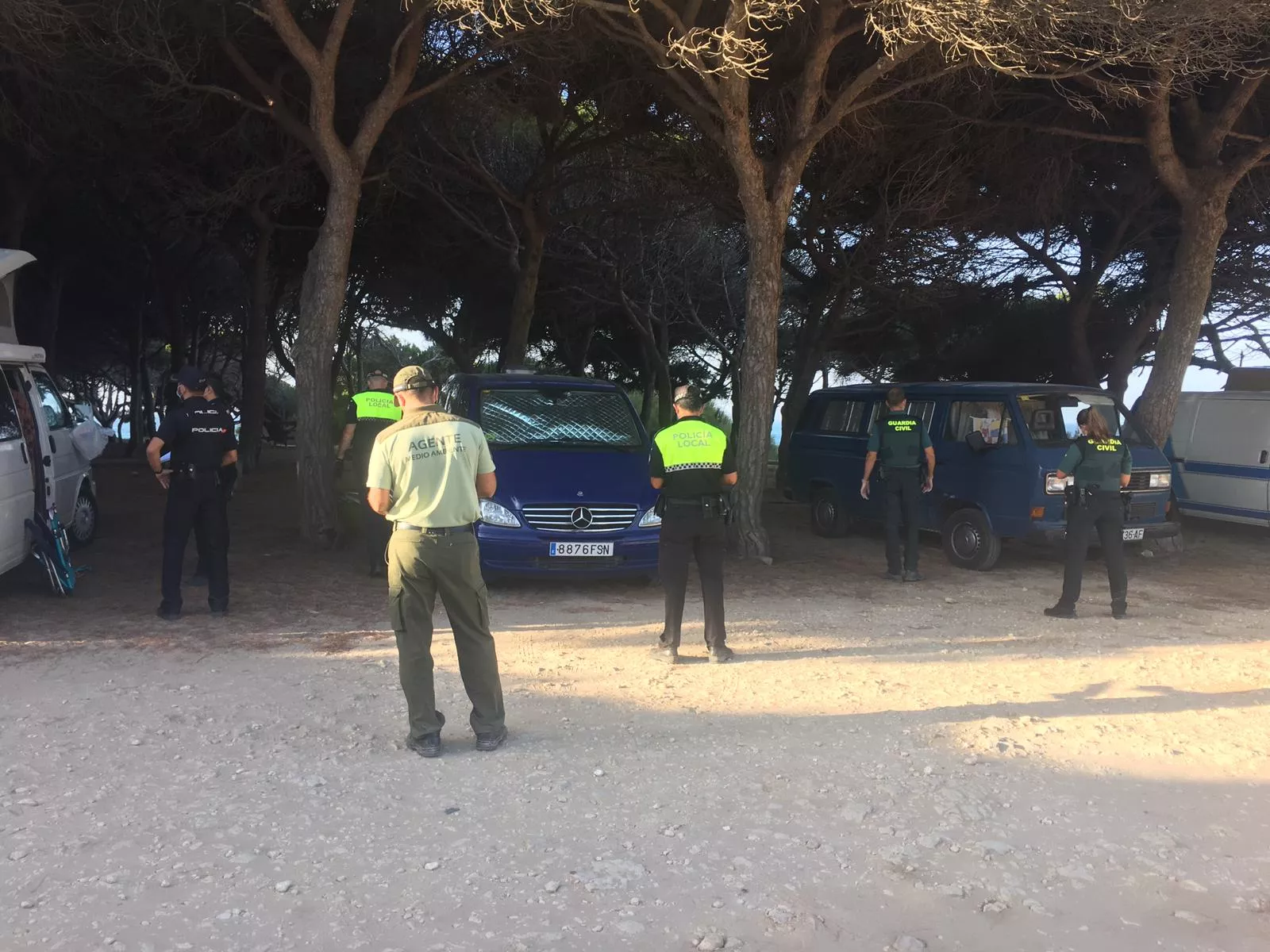 ACAMPADA ILEGAL TARIFA.jpeg ACAMPADA ILEGAL TARIFA.jpeg