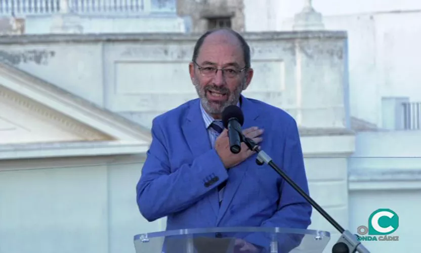 F.SANTIAGO.jpg