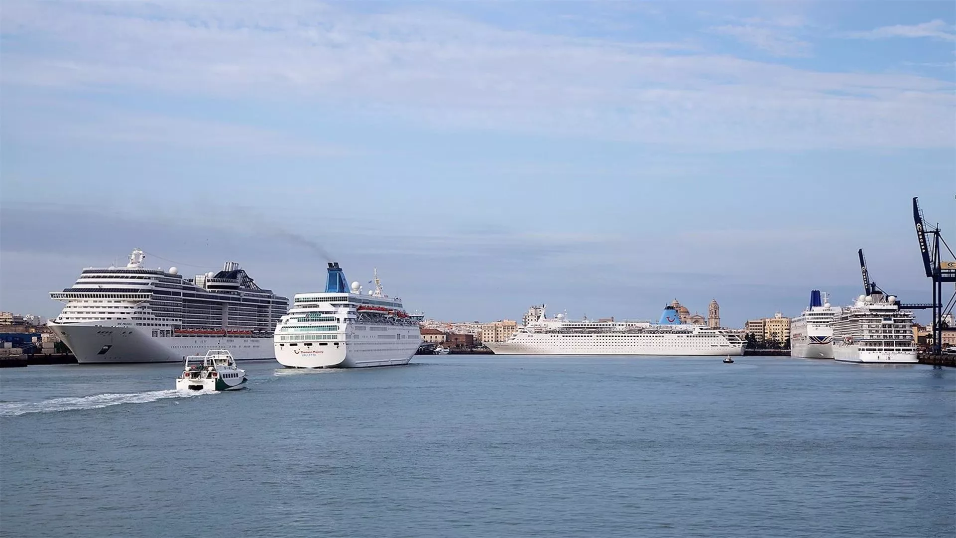 cruceros_0.jpg cruceros_0.jpg