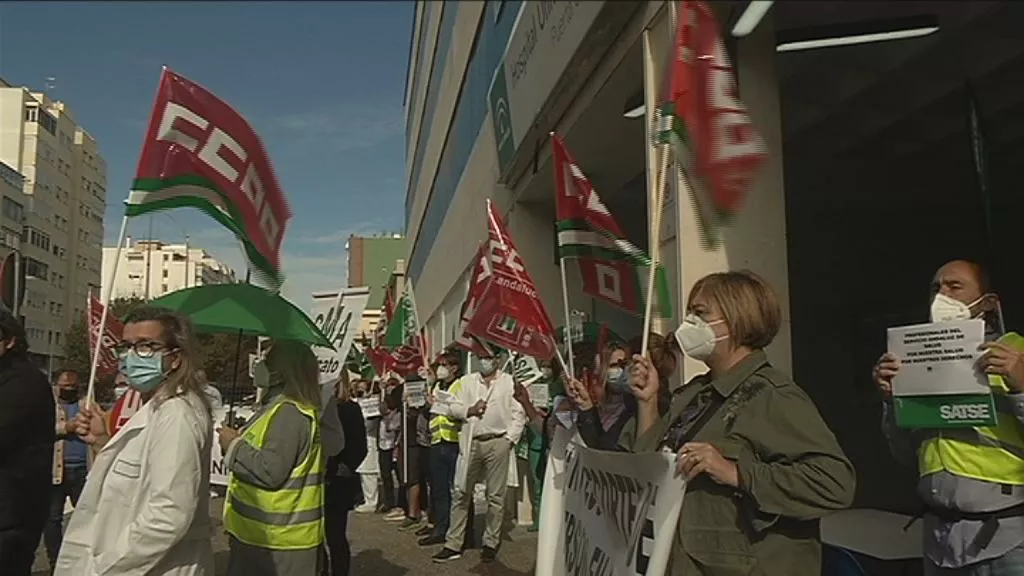 Protesta sindical a las puertas del hospital