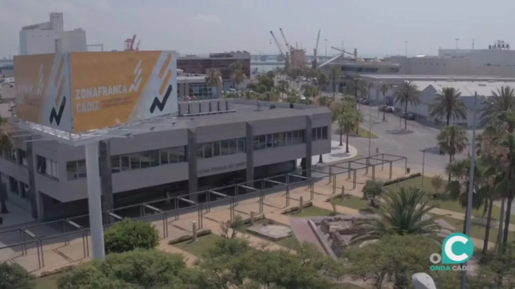 Imagen de la sede central de la Zona Franca de Cádiz