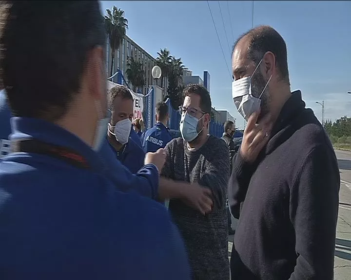 El diputado andaluz, Ignacio García, y el diputado de Adelante Cádiz, Antonio Romero