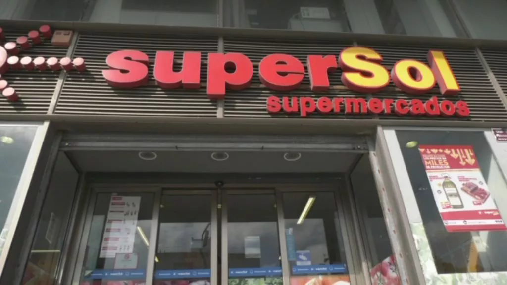 CCOO Y UGT rechazan el despido de 70 trabajadores de Supersol en la provincia