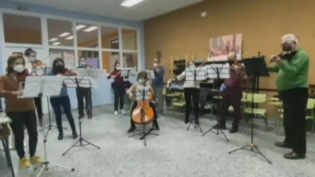 Imagen de uno de los conciertos de la Escuela de Música San Felipe Neri dedicados  a los afectados de COVID