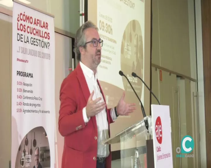 Paco Cruz durante su intervención en la jornada ‘Cómo afilar los cuchillos de la gestión y salir lanzado del COVID’ 