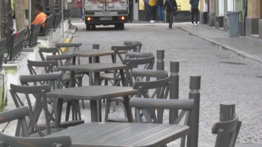 Las terrazas de hostelería de la plaza de Candelaria reubicadas por el Ayuntamiento 