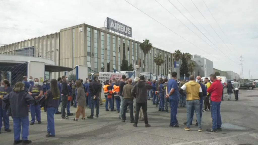 Concentración ante las puertas de Airbus