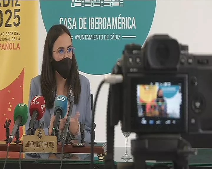 Lola Cazalilla durante la presentación de la web en la Casa de iberoamérica
