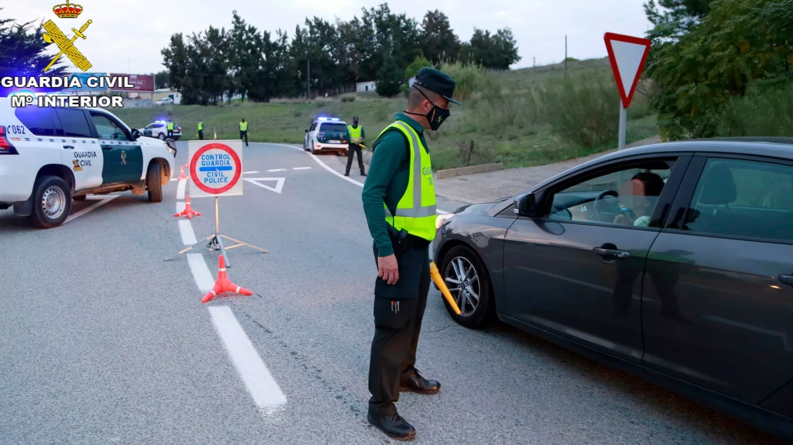 Control de carretera de la Guardia Civil