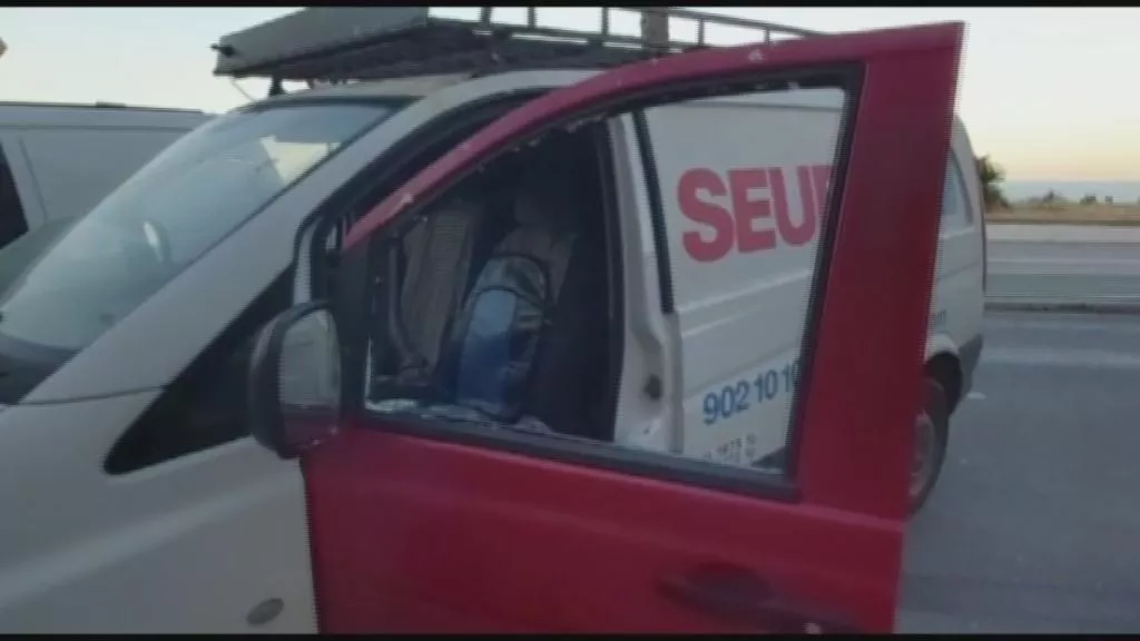 La Policía Nacional ha detenido en Cádiz al presunto autor de cinco robos con fuerza en el interior de furgonetas estacionadas.