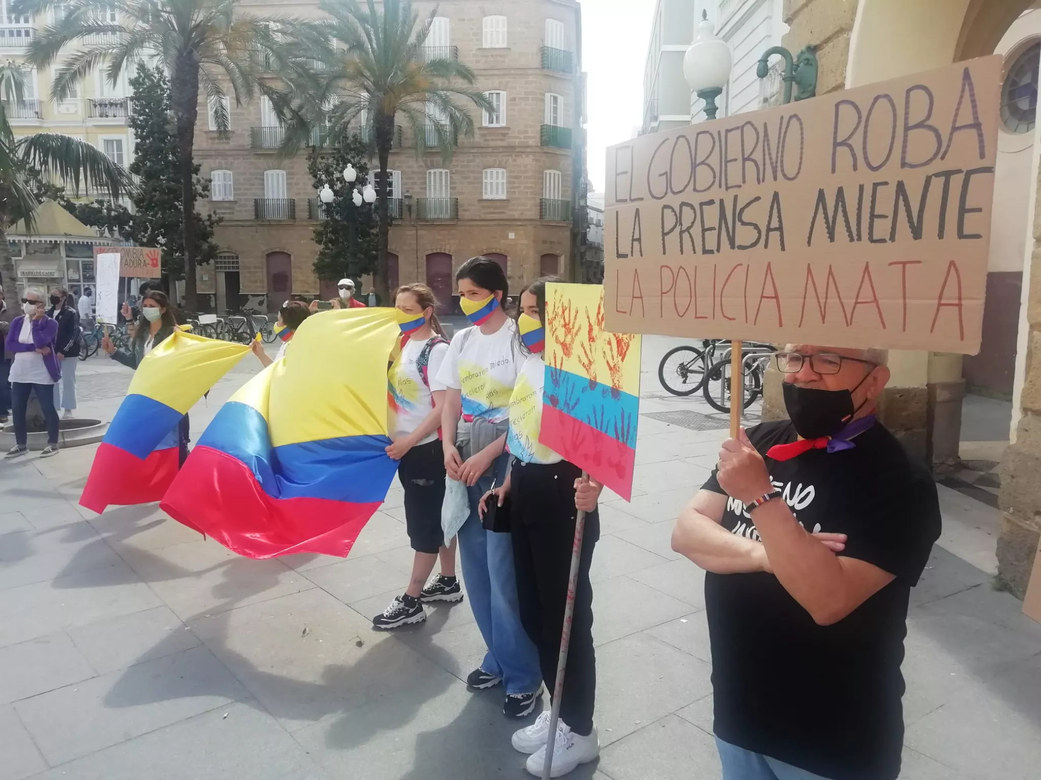 Las protestas de Colombia llegan a las calles gaditanas.