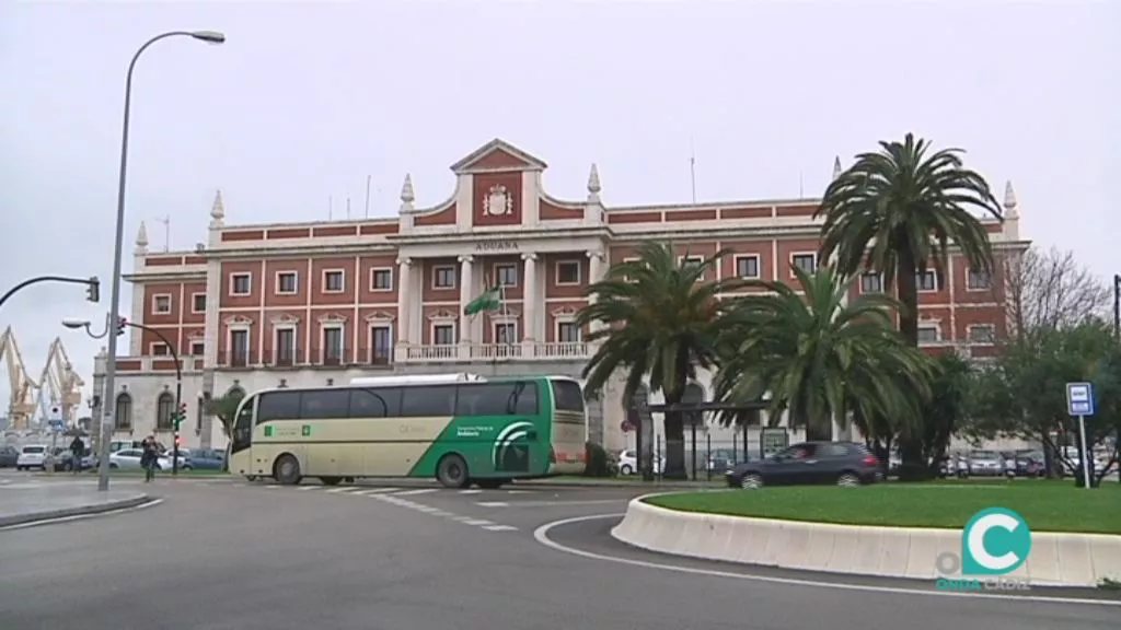 Se trata de un avance en el objetivo de eliminar este edificio y abrir el espacio de la plaza de Sevilla