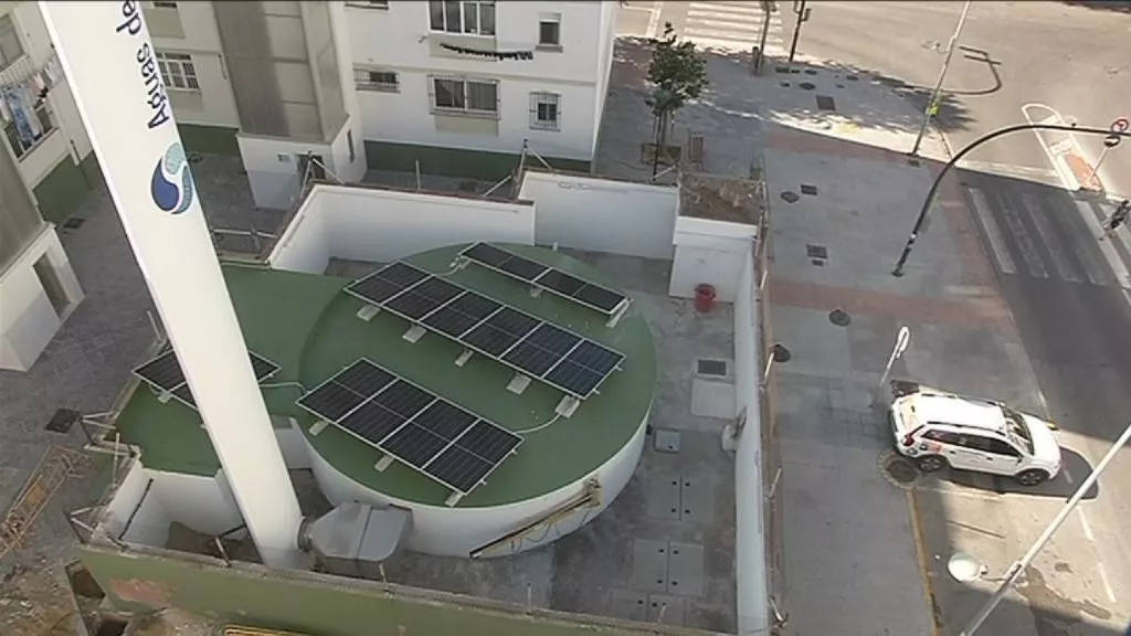 Aguas de Cádiz ha instalado una planta fotovoltaica en la estación de aguas residuales de La Paz