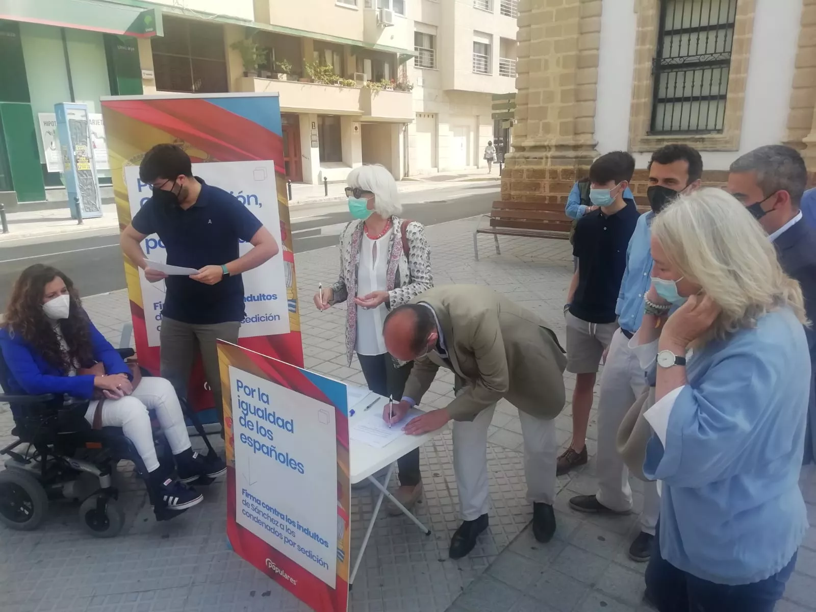 El PP de Cádiz se suma a la campaña del partido a nivel nacional contra los indultos a los independentistas catalanes
