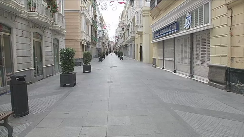 La calle Ancha desierta durante el tiempo de confinamiento por la pandemia