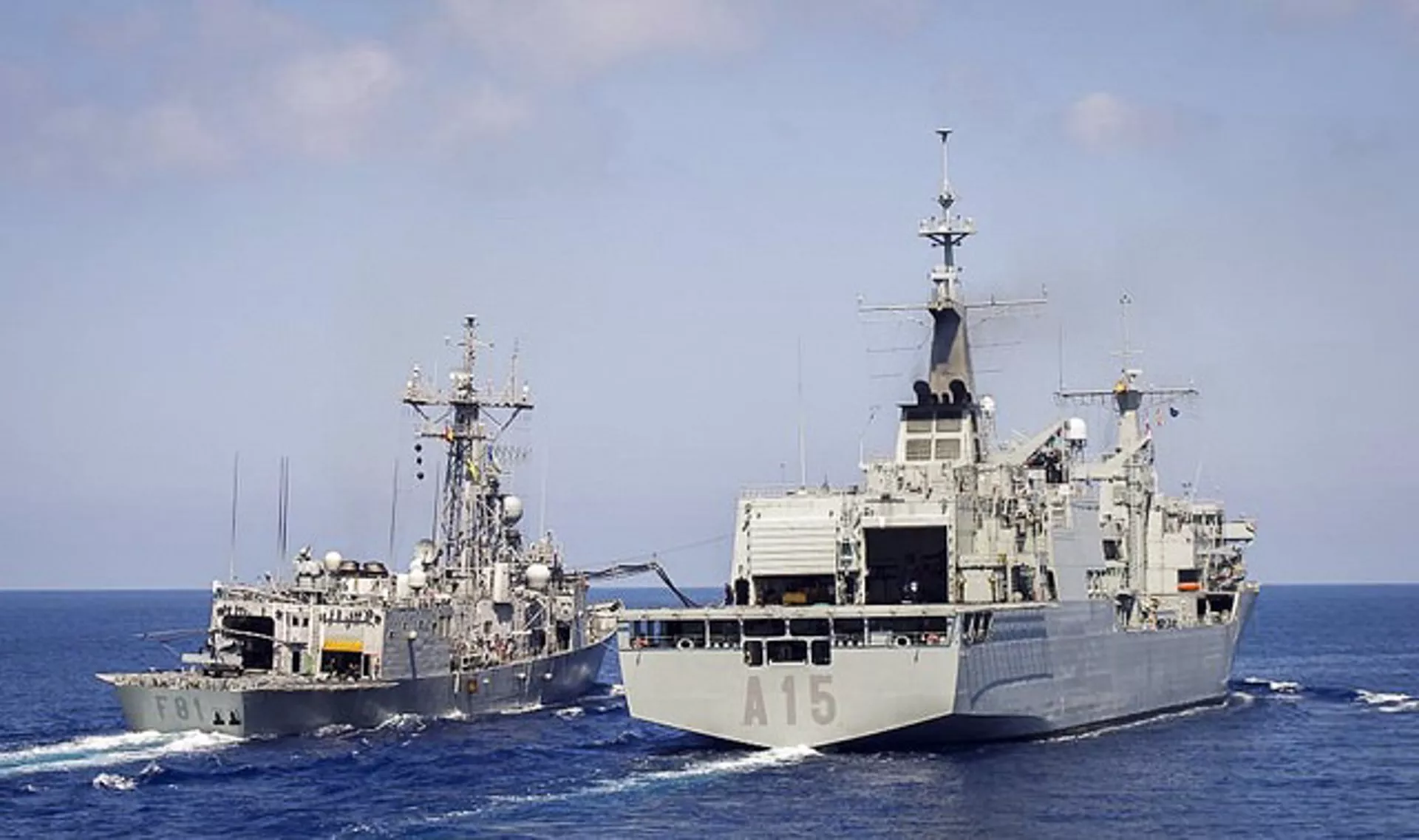 Los buques están atracados en el base Naval de Rota