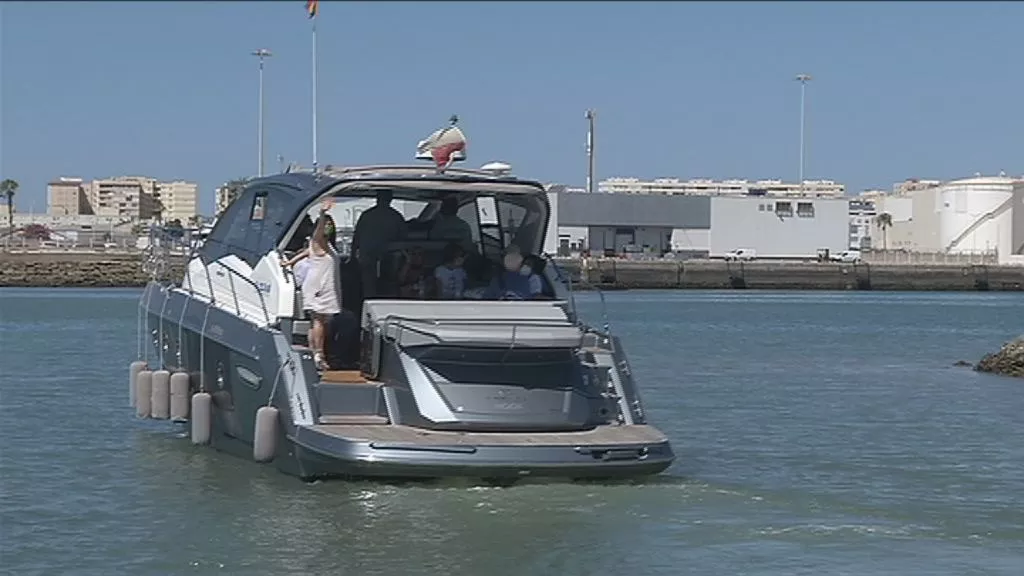 Travesías de una hora y media para los mayores de Cádiz