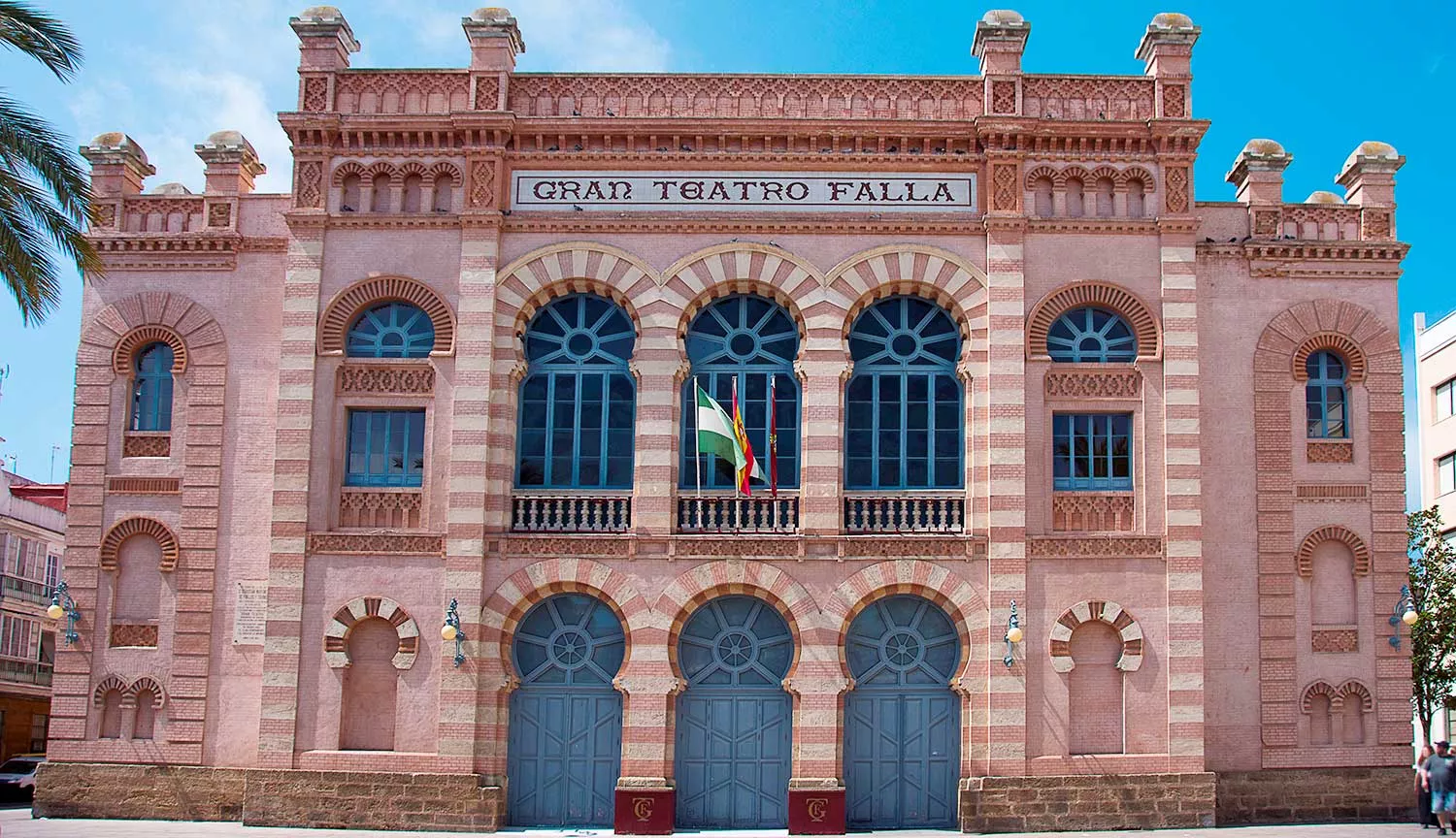 Cicerones gaditanos organizan visitas guiadas al Gran Teatro Falla Gran Teatro Falla