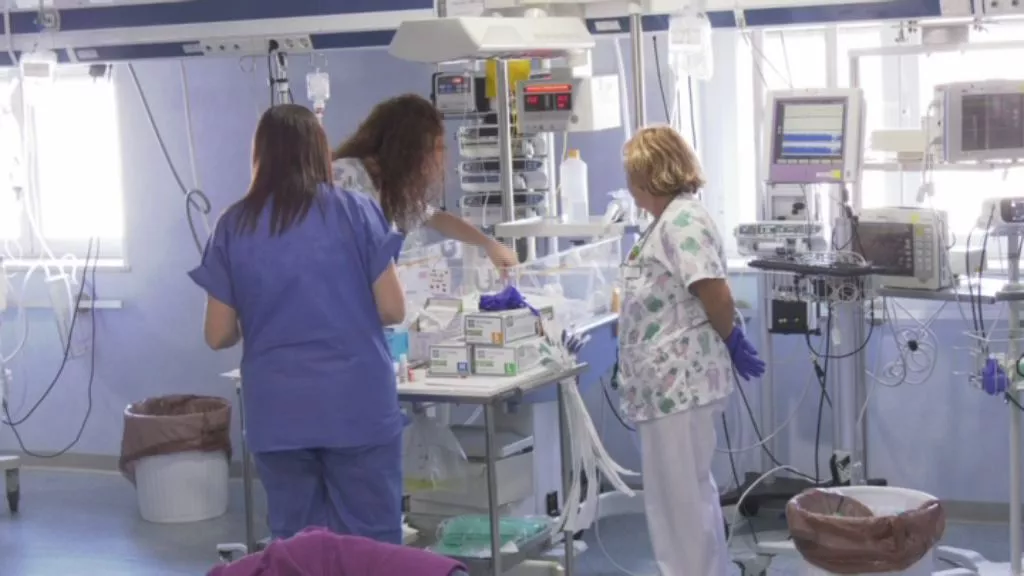 El Hospital Puerta del Mar desarrolla medidas para reducir las radiaciones en Neonatología