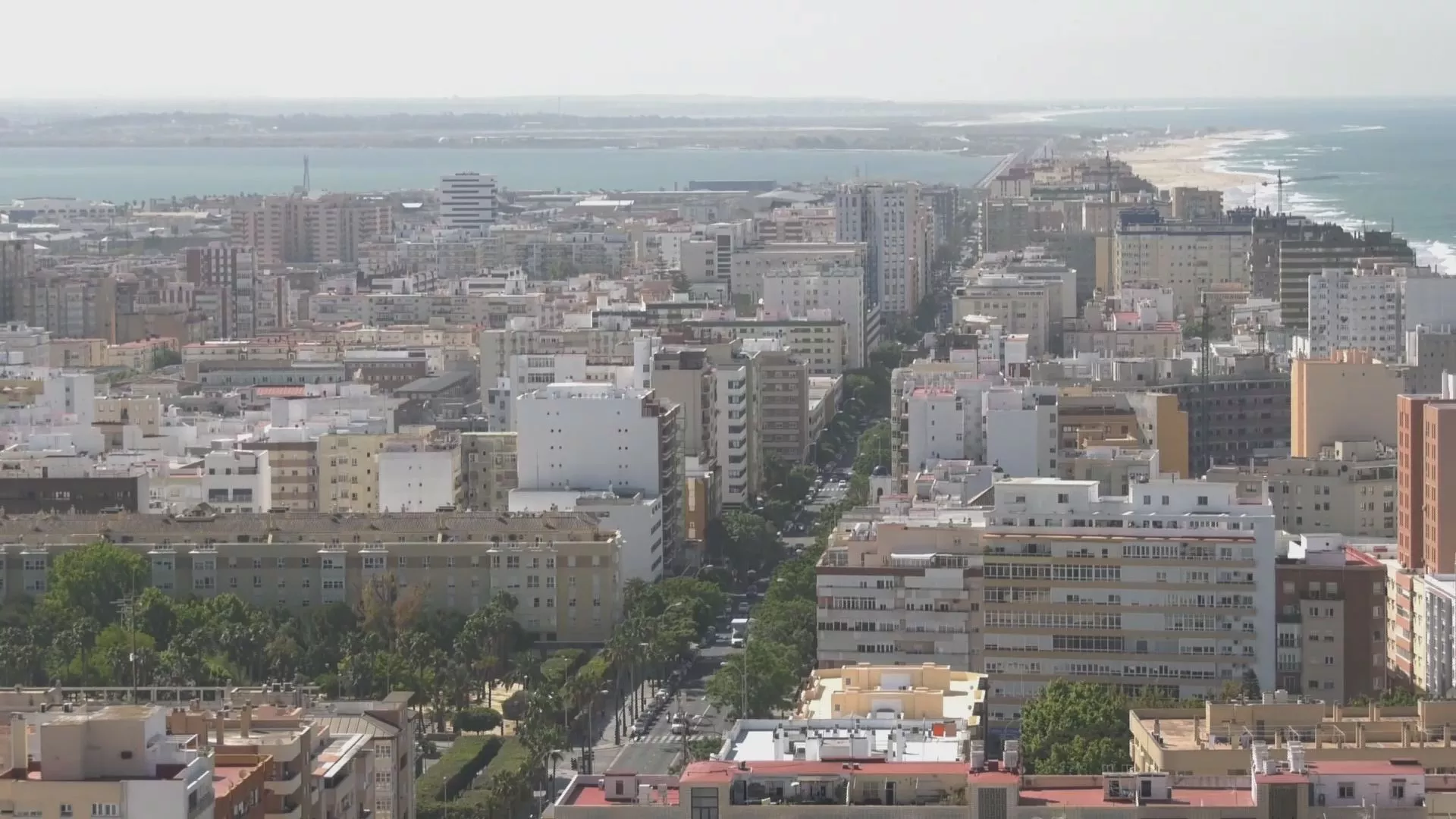 Adelante Cádiz exige al Gobierno la regulación inmediata del impuesto de plusvalía 