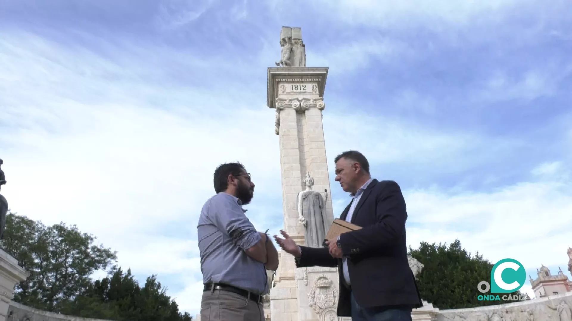 El diputado de Unidas Podemos, Juan Antonio Delgado y el coordinador provincial de IU, Jorge Rodríguez. 