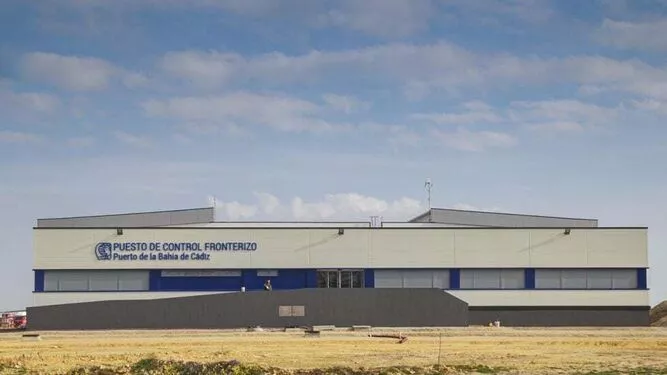 Imagen de la fachada del nuevo PIF del puerto de Cádiz Imagen de la fachada del nuevo PIF del puerto de Cádiz