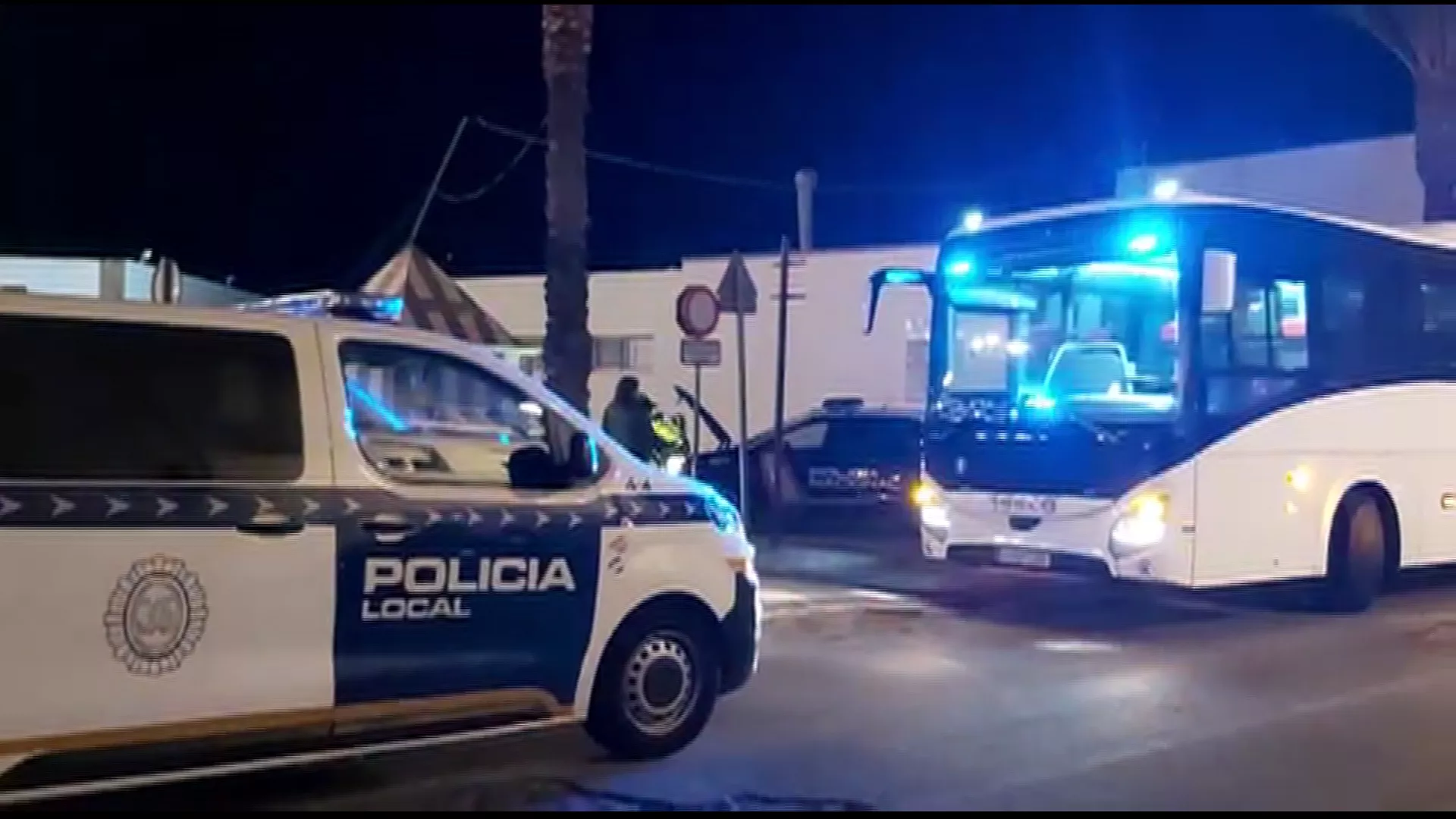 Interceptada anoche una patera con 15 inmigrantes en La Caleta 