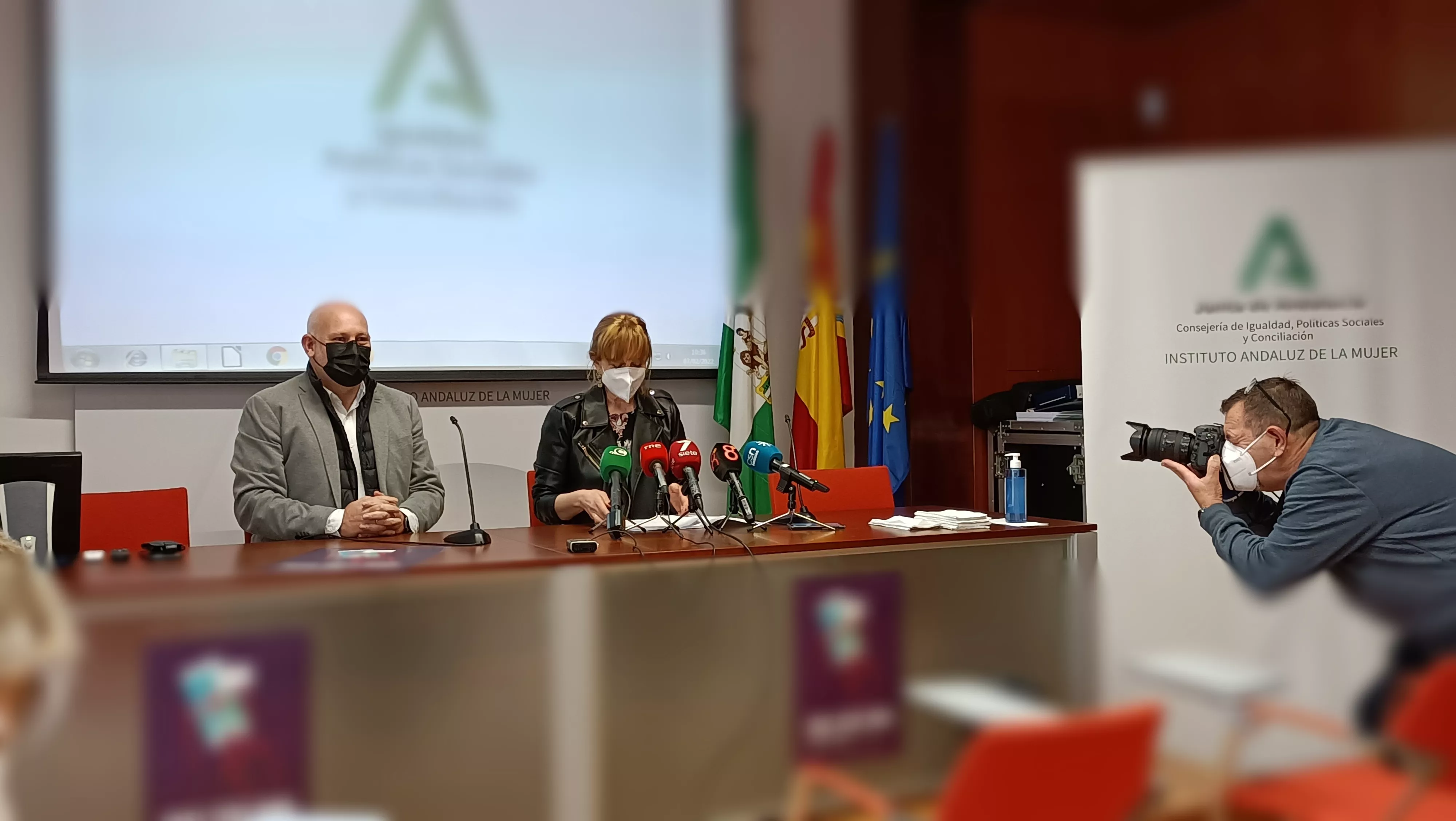 Fidalgo durante la rueda de prensa. Fidalgo durante la rueda de prensa.