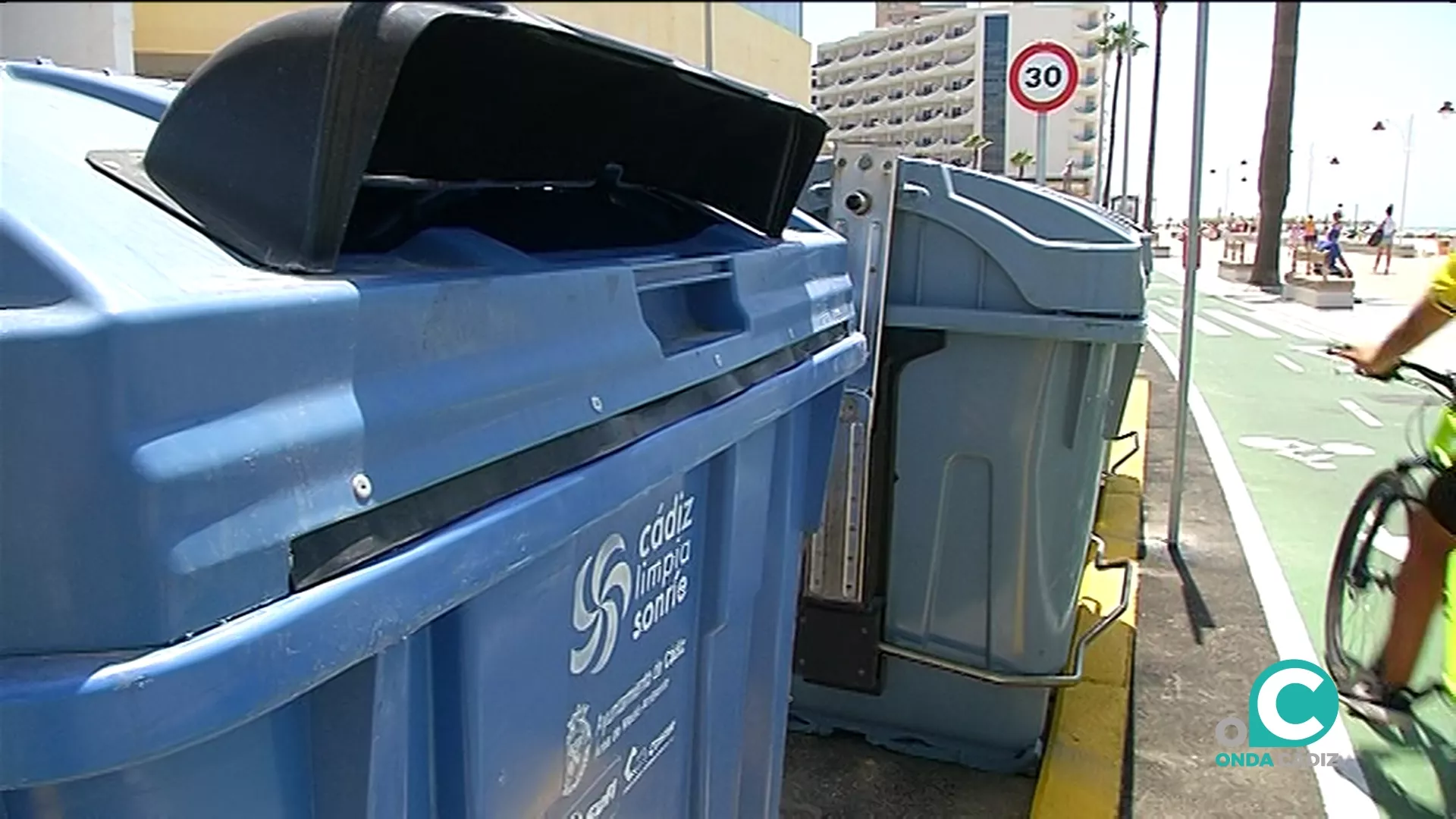 Renueva la concesión de las tres pajaritas azules por la gestión de la recogida selectiva de estos materiales reciclables