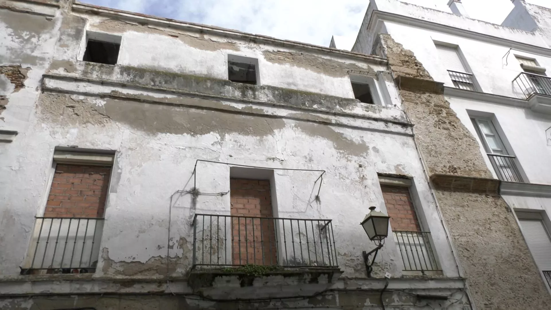 PROCASA pide al Ayuntamiento la cesión de tres fincas para construir viviendas sociales