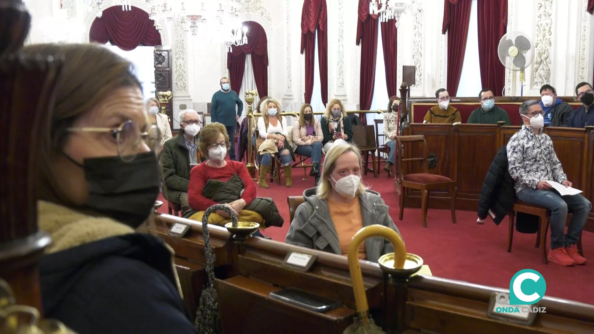 El acto tuvo lugar en el salón de plenos del ayuntamiento