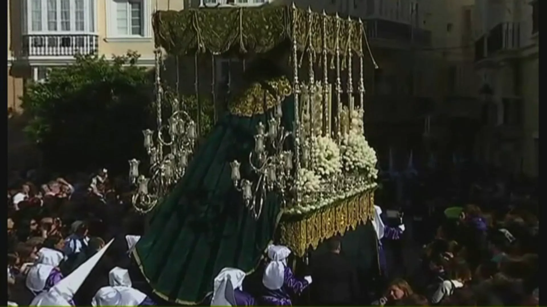 Más de 68 horas de la Semana Santa gaditana en directo desde Onda Cádiz