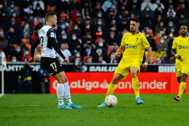 Cádiz C.F. ante el Valencia Cádiz C.F. ante el Valencia