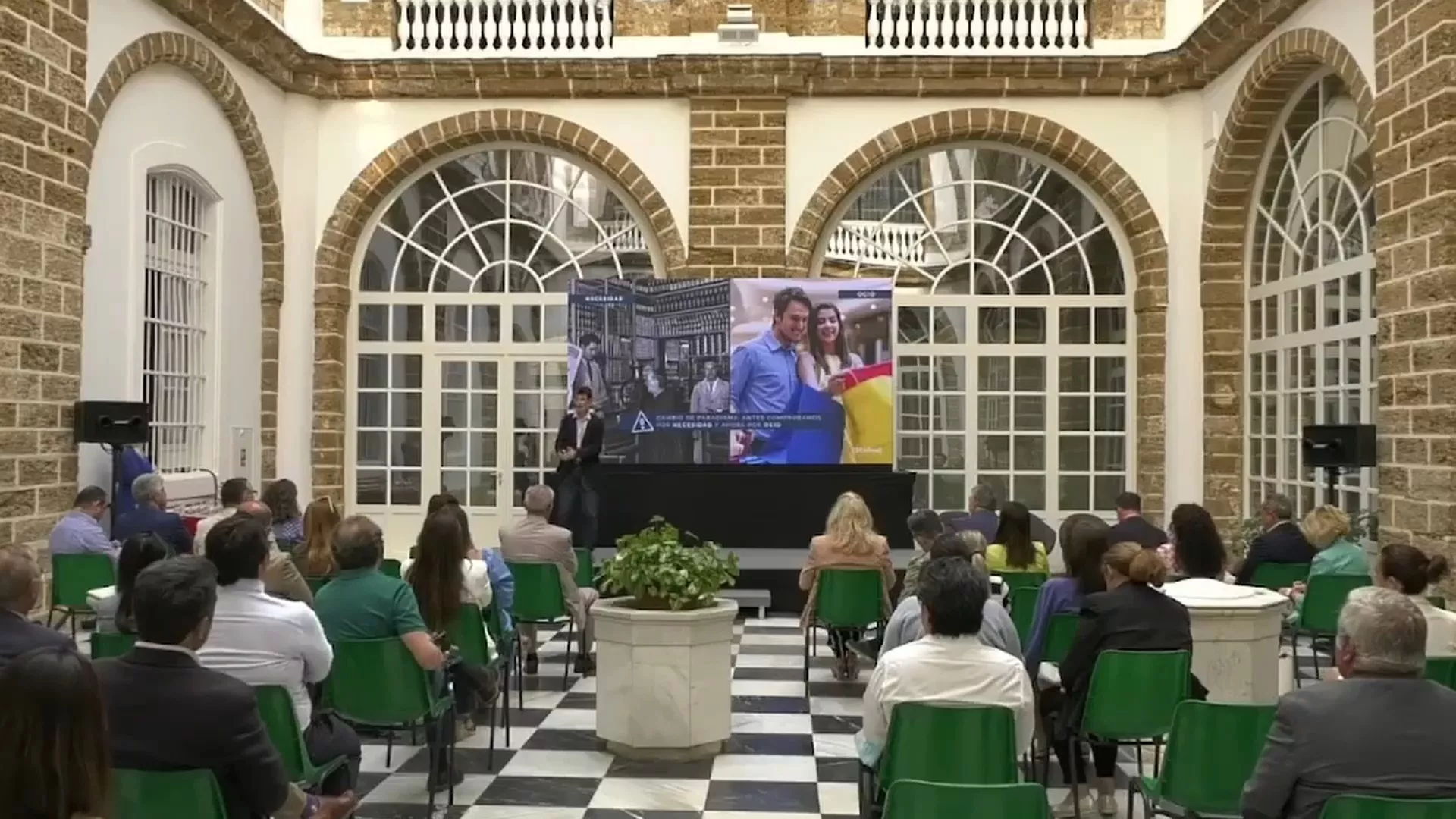 El CADIG 2022 se ha celebrado en el patio central del Palacio de Diputación