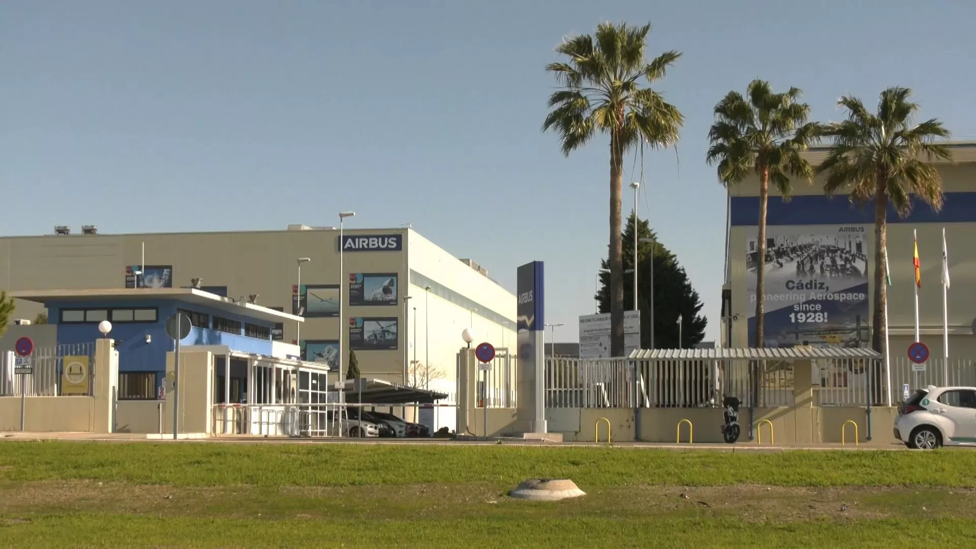 Entrada del Centro Bahía de Cádiz (CBC) de Airbus en El Puerto de Santa María